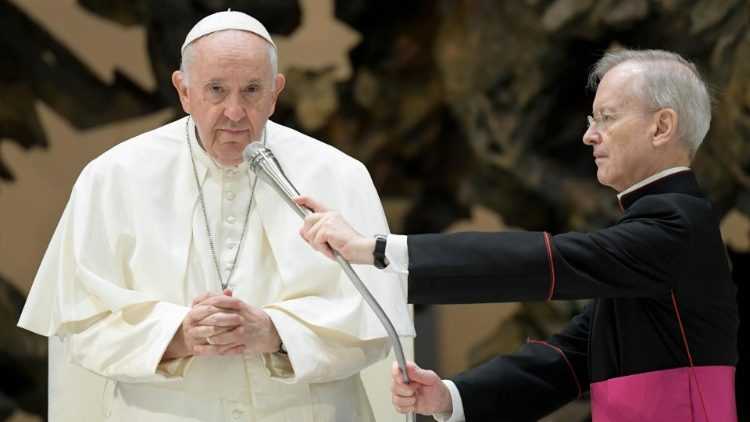 Paus Fransiskus Memperketat Kontrol Keuangan, Departemen Vatikan Menutup Rekening Investasi di Bank Asing