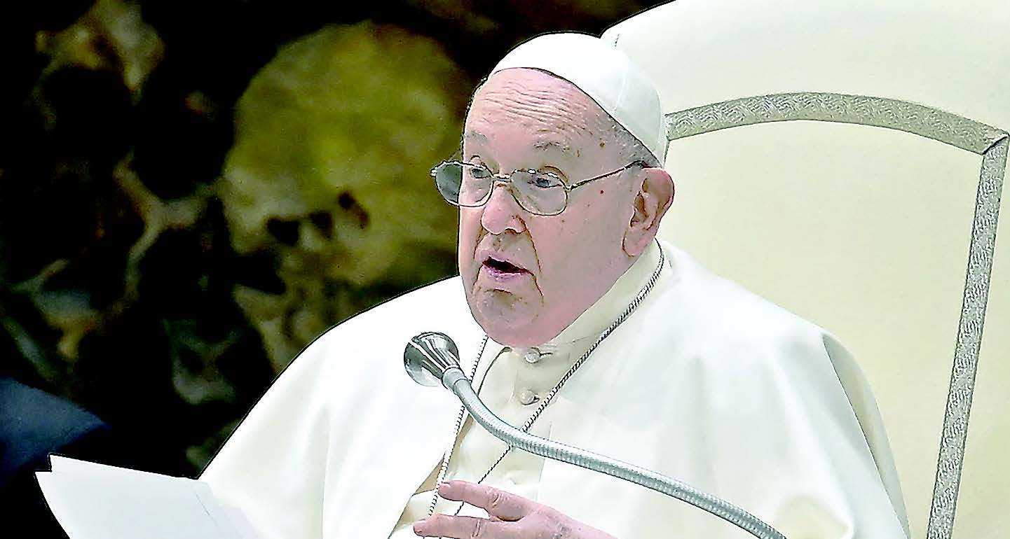 Paus Fransiskus Peringatkan Risiko Buruk dari Kecerdasan Buatan
