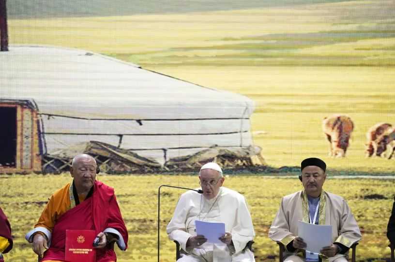Paus Fransiskus Pimpin Dialog Antar-agama di Mongolia