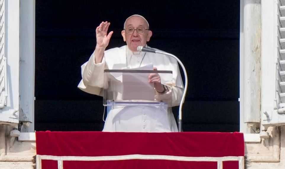 Paus Fransiskus Sampaikan Harapan Tahun Baru Imlek