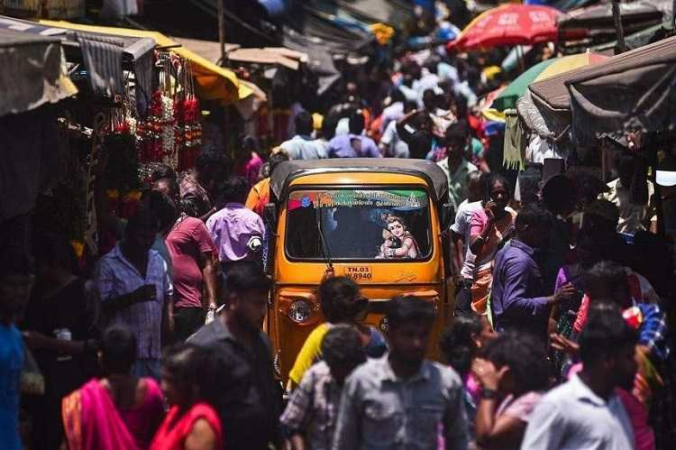 PBB: Penduduk India Akan 2,9 Juta Lebih Banyak dari Tiongkok pada Pertengahan 2023