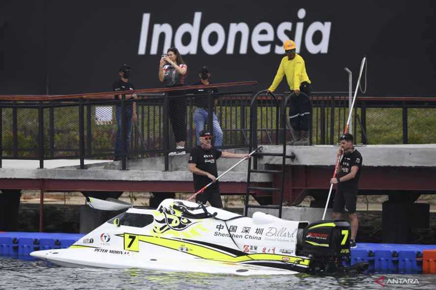 Pebalap F1 Powerboat Siap Tes Lintasan Danau Toba