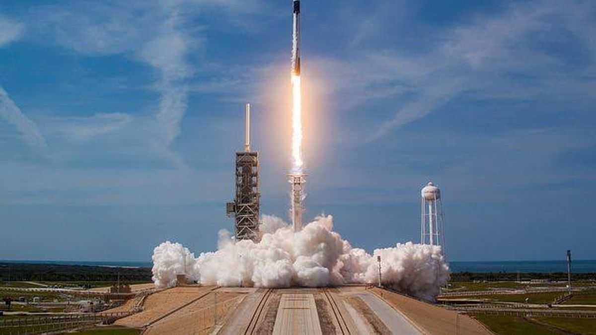 Pecah Rekor! Terus Jalankan Agenda Antariksa, Roket SpaceX Falcon 9 Diluncurkan Pada Misi Ke-12