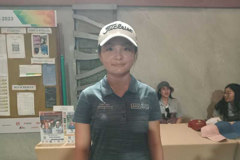 Pegolf Elaine Posisi Dua Junior World Championship