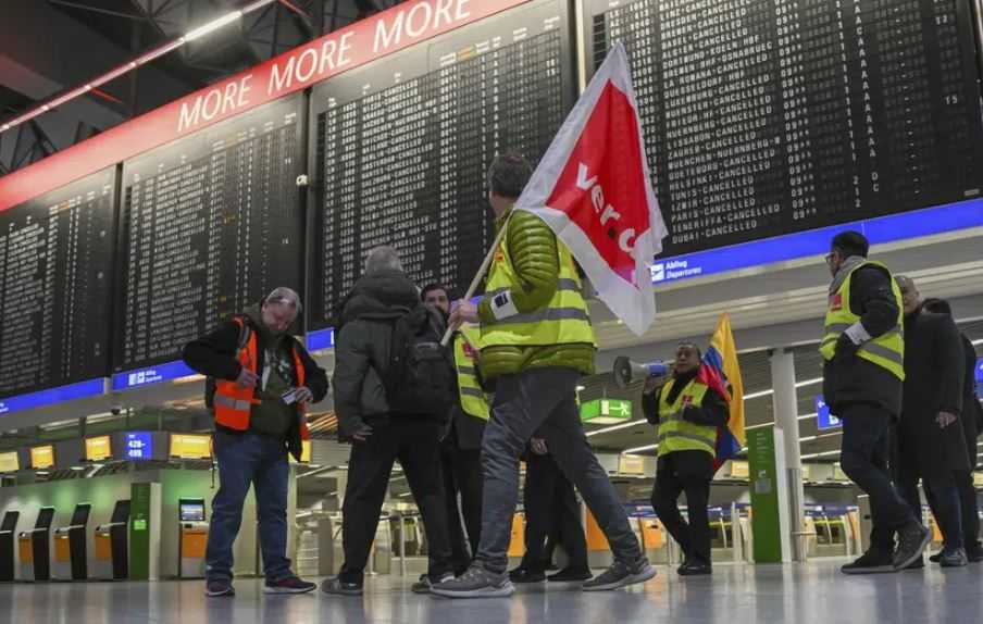 Pekerja Bandara Mogok Kerja, Ribuan Penerbangan di Jerman Dibatalkan