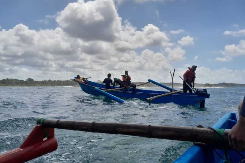 Pelajar Hilang Terseret Ombak di Pantai Pangandaran Saat Berenang, Tim SAR Masih Lakukan Pencarian