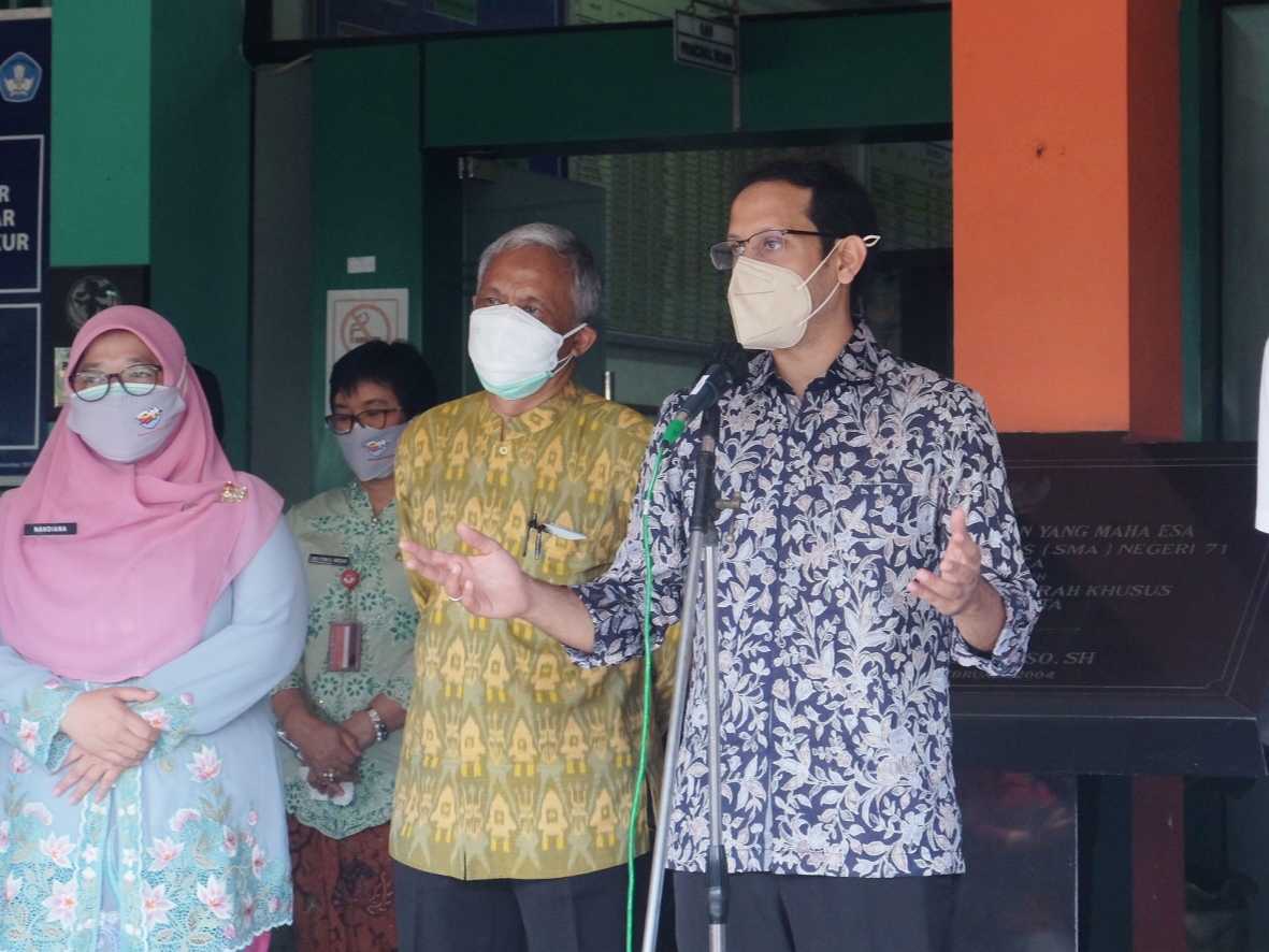 Pelajar SMA tak Semangat Belajar Tatap Muka