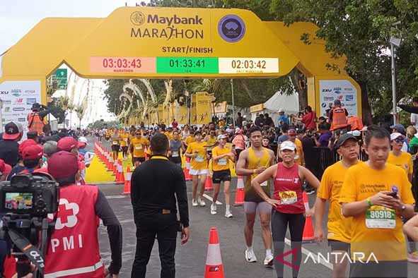 Pelari Kenya Juara Marathon di Bali