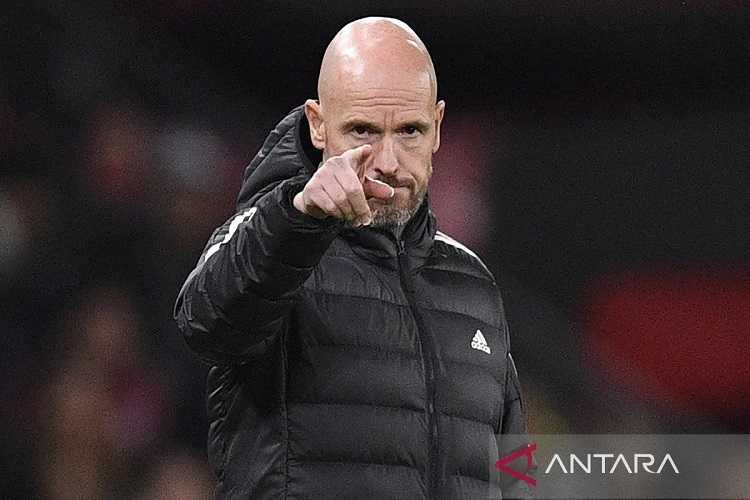 Pelatih Ten Hag Tetap Percaya Dapat Kembali Berikan Trofi untuk Manchester United pada Musim Ini