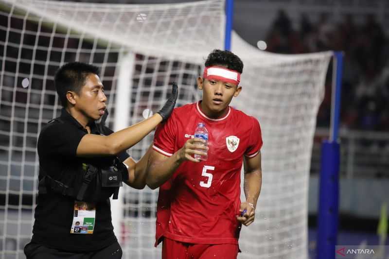 Pelatih Timnas Indonesia U-19 Indra Sjafri Belum Bisa Bicara Banyak soal Cedera Alfharezzi Buffon