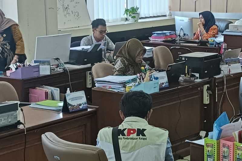 Pelayanan Publik Pemkot Semarang Normal Pascapenggeledahan KPK