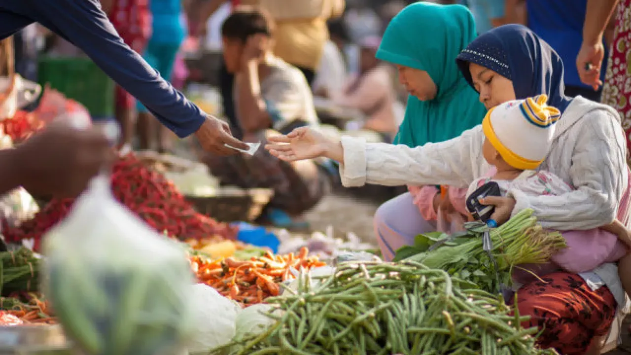 Pelemahan Daya Beli Kelas Menengah Bisa Perburuk Kondisi Fiskal