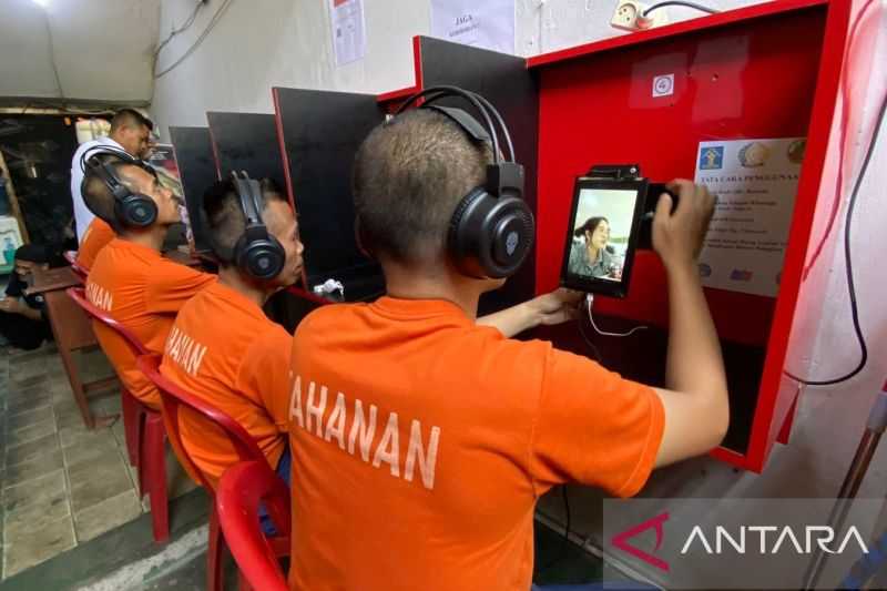Pelepas Rindu ke Keluarga, Lapas Cianjur Beri Layanan Panggilan Video Gratis Warga Binaan