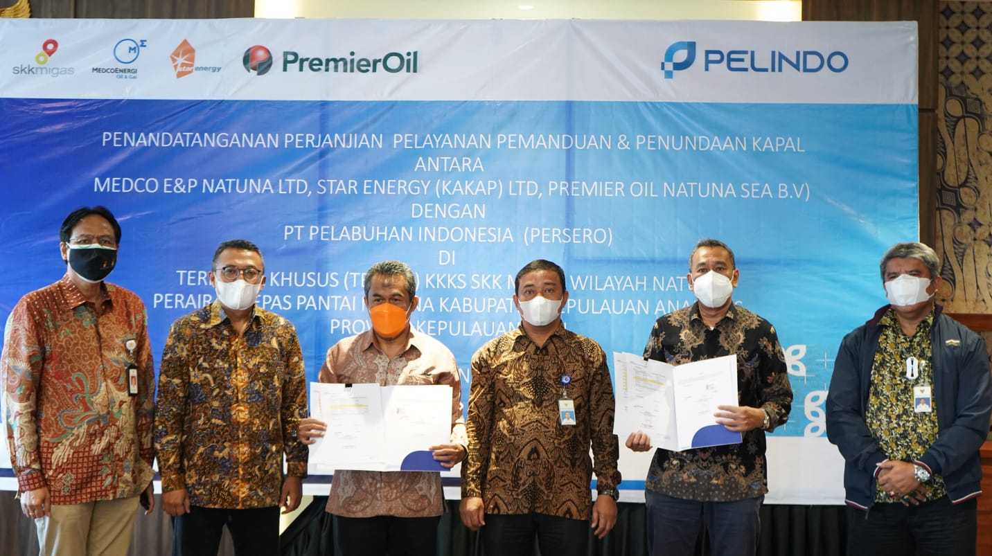 Pelindo Teken Empat Perjanjian Kerja Sama Pandu-Tunda