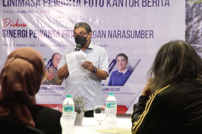 Peluncuran Buku Linimasa Pewarta Foto Kantor Berita 2