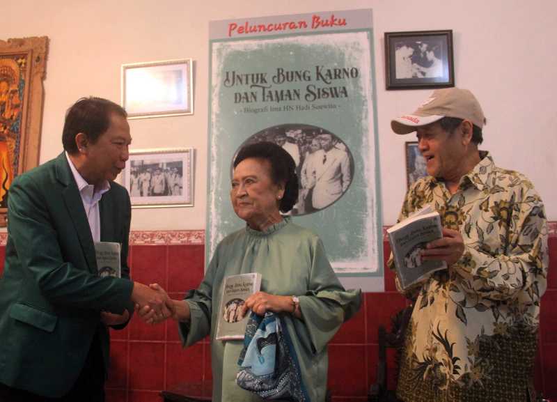 Peluncuran Buku Untuk Bung Karno dan Taman Siswa