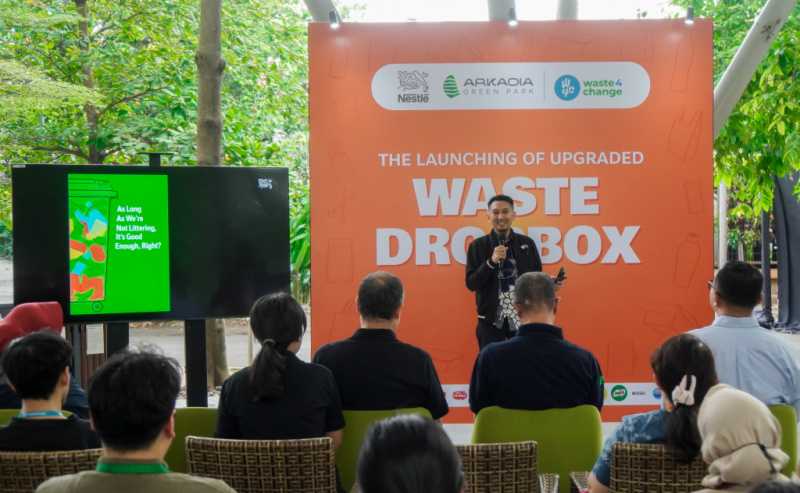 Peluncuran Waste Dropbox bersama Waste4Change & Perkantoran Arkadia Green Park 2