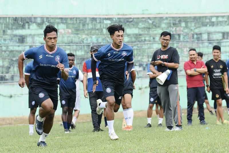 Pemain Arema Jalani Tes Kondisi Kebugaran Fisik