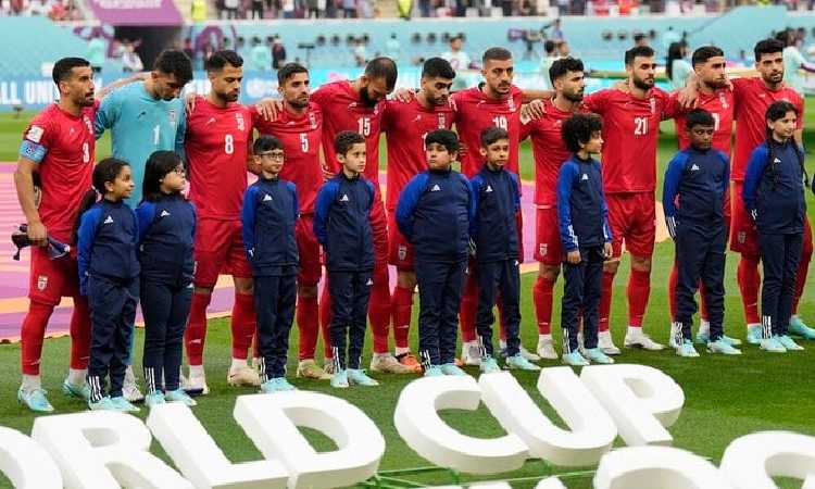 Pemain Iran Dibayangi Sanksi Buntut Tolak Nyanyi Lagu Kebangsaan di Piala Dunia