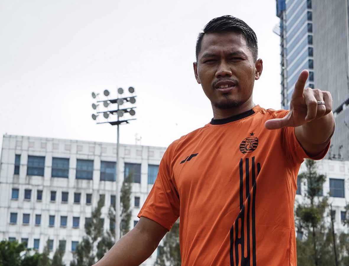 Pemain Persija Isi Kekosongan dengan Main Gim