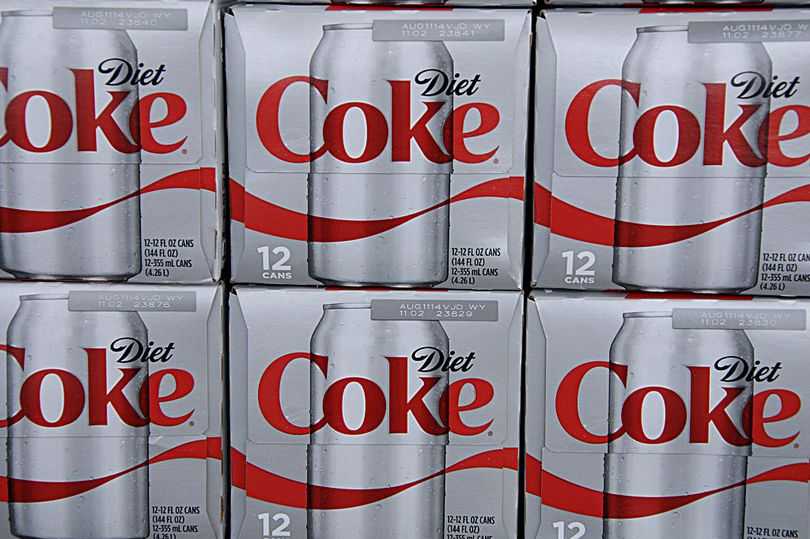 Pemanis Buatan dalam Minuman Ringan Diet Coke dan Red Bull dapat Menyerang Sel dan Memicu Kanker