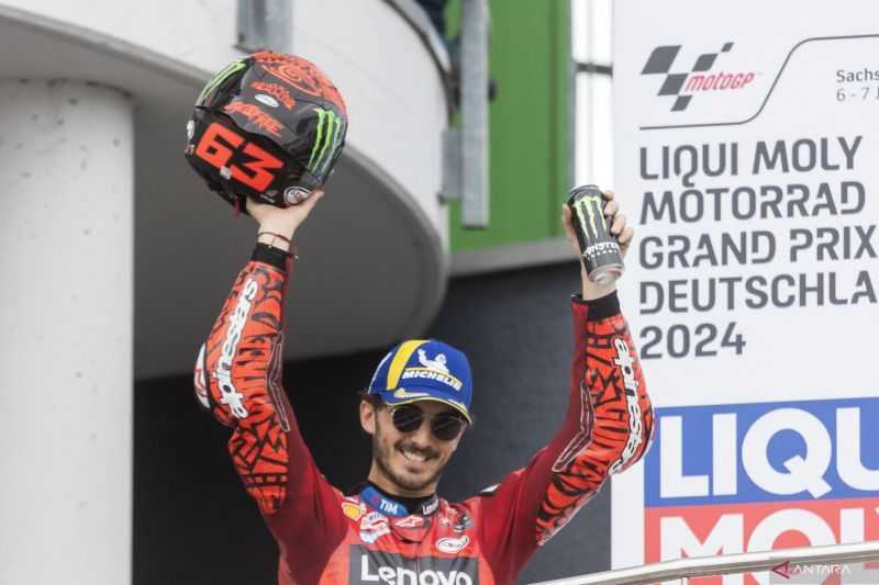 Pembalap Bagnaia Sumringah Setelah Raih Kemenangan Perdananya di Sirkuit Sachsenring Jerman