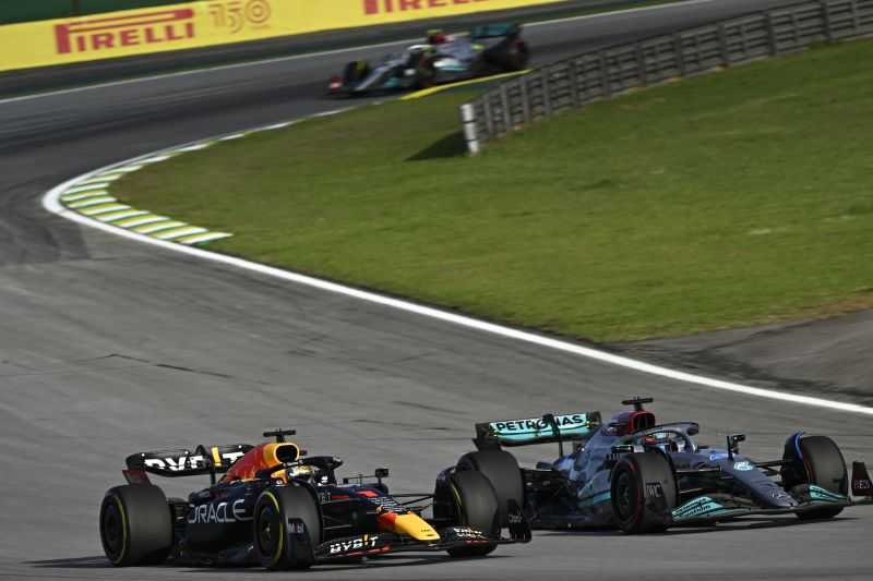 Pembalap Mercedes Russel Segel Gelar GP Austria Usai Verstappen dan Norris bentrok