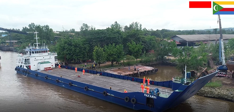 Pembelian Kapal 'Landing Craft Tank' asal Indonesia oleh Otoritas Uni Komoro Bukti Industri Strategis Indonesia Tidak Kalah Bersaing dengan Mancanegara