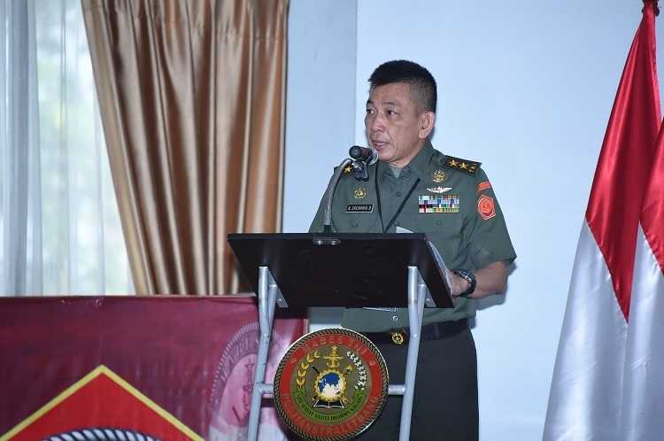 Pemberdayaan Industri Pertahanan BUMS untuk Memenuhi Kebutuhan Alutsista TNI