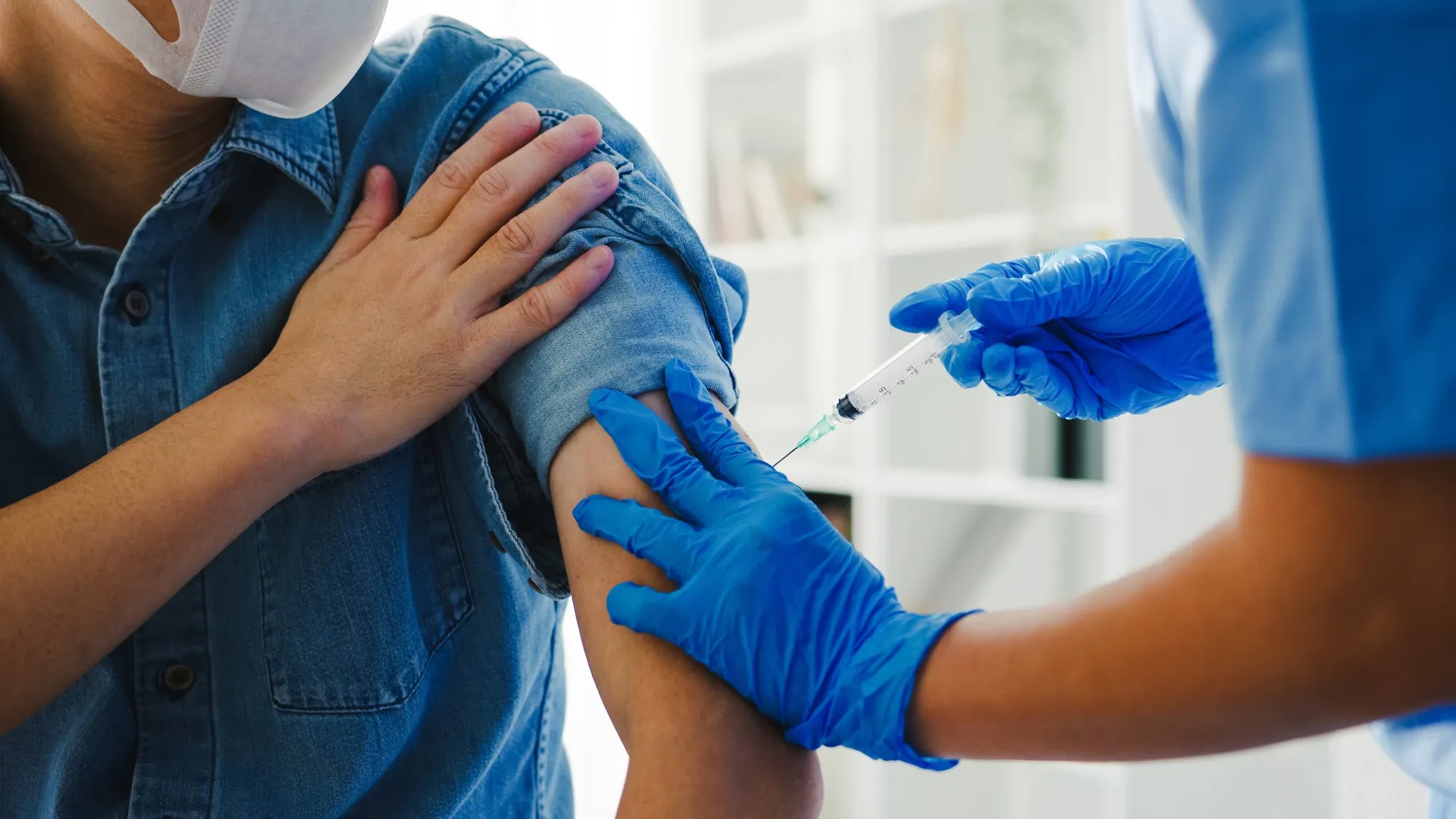 Pemerintah Siap Produksi 5 Juta Vaksin IndoVac Booster Kedua
