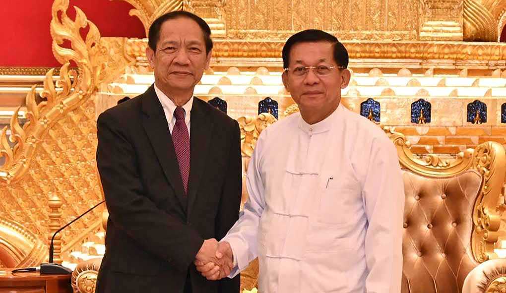 Pemimpin Junta Bertemu dengan Utusan Khusus Asean