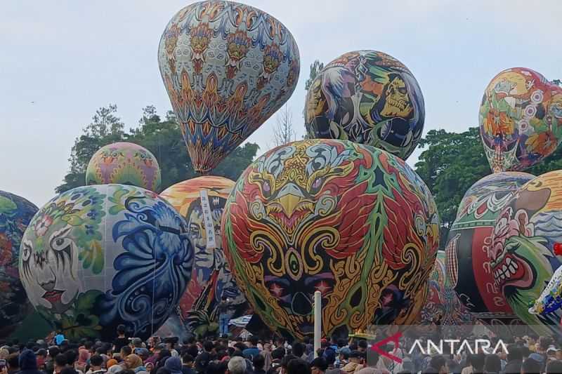 Pemkab: Festival Balon Udara Wonosobo sedot ribuan wisatawan