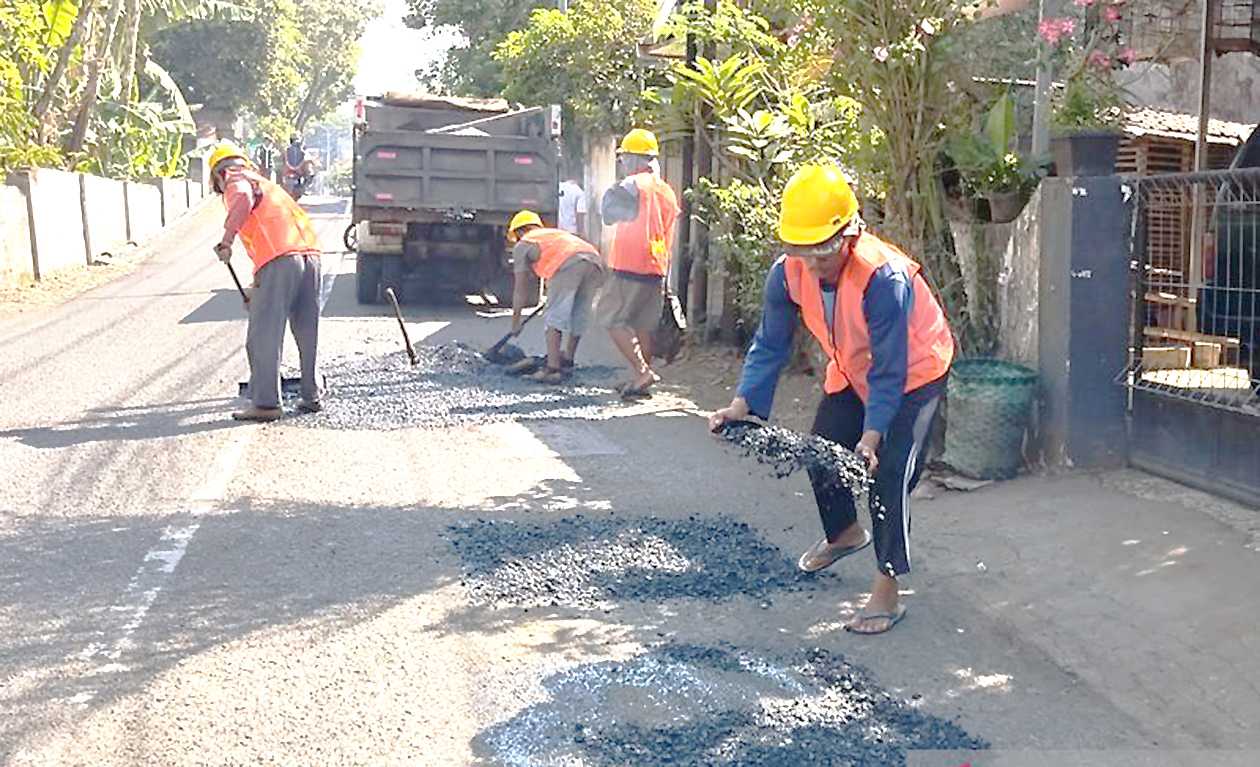 Pemkab Kudus Perbaiki Jalan ke Objek Wisata Rahtawu Kudus