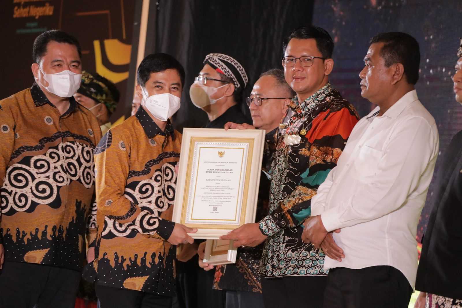 Pemkab Sleman Raih Penghargaan Sanitasi Total Berbasis Masyarakat Terbaik