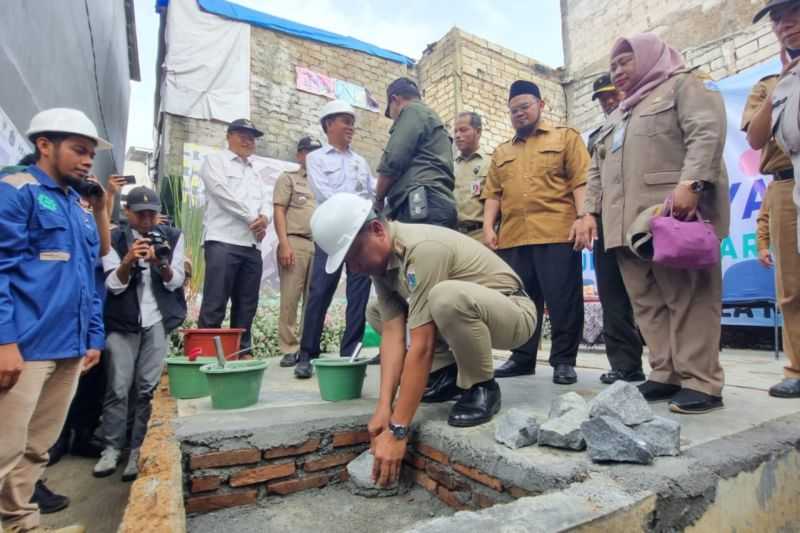 Pemkot Jaksel Bantu Bedah 36 Rumah Terdampak Kebakaran di Mampang