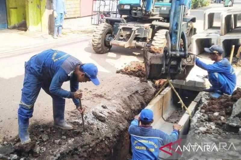 Pemkot Jaktim Bangun 15 Saluran Air Cegah Banjir Saat Hujan