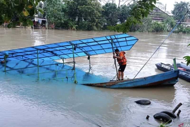 Pemkot Surabaya Hentikan Sementara Operasional Perahu Tambang