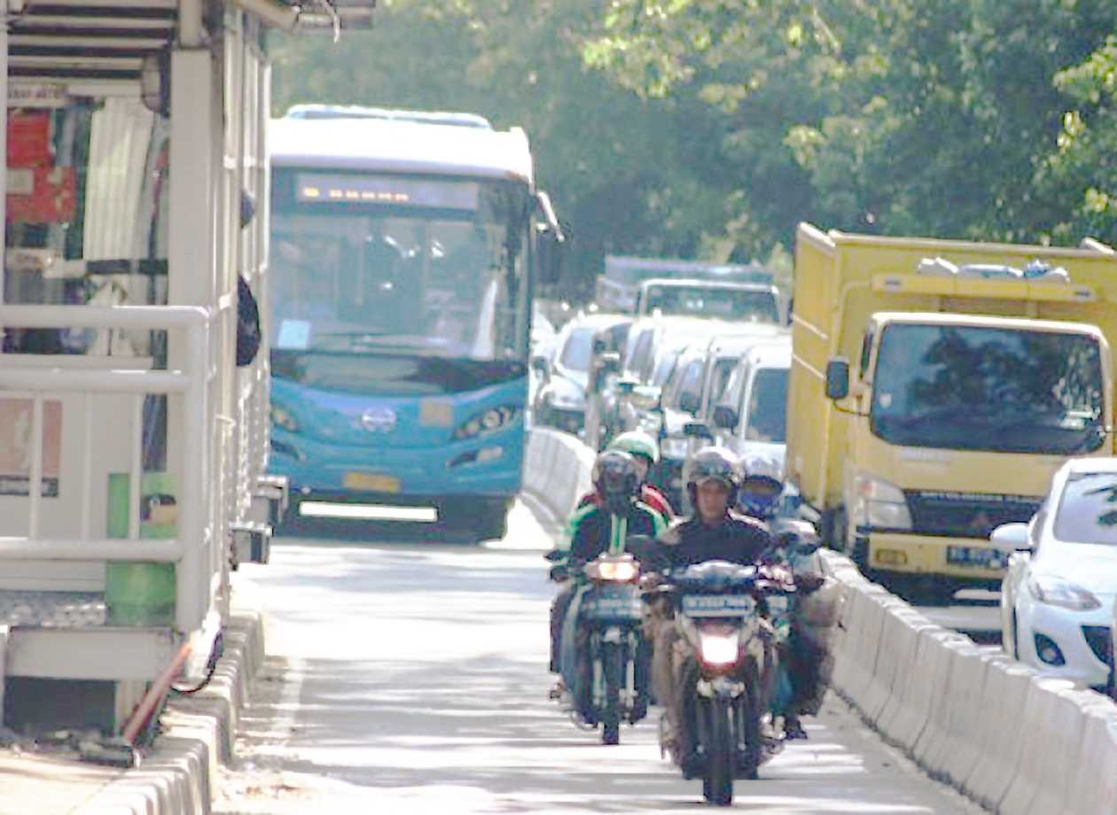 Pemprov Jakarta Harapkan Polisi Terapkan Tilang Elektronik di jalur TransJakarta