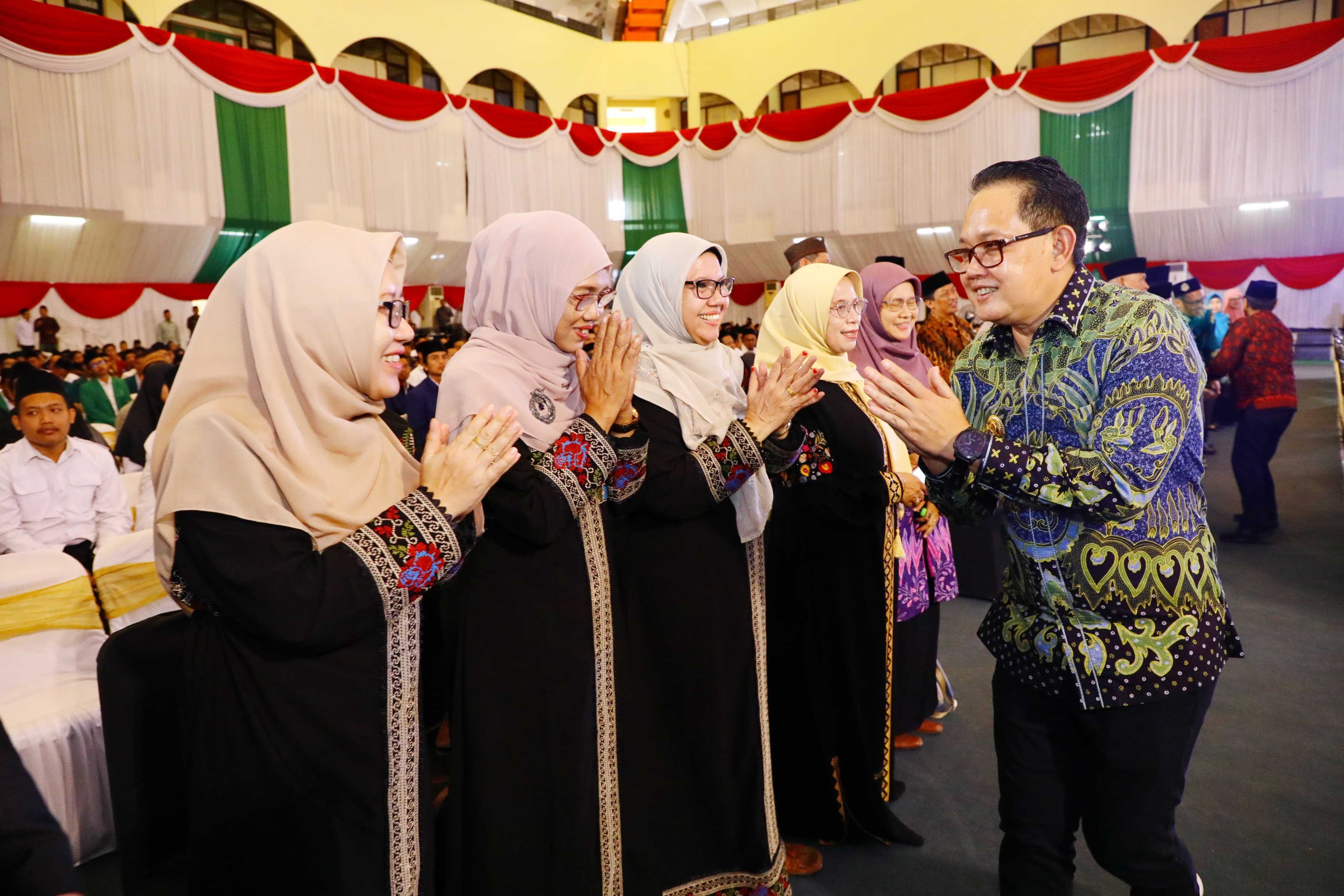 Pemprov Jatim Dorong Kualitas SDM Profesional dan Agamis