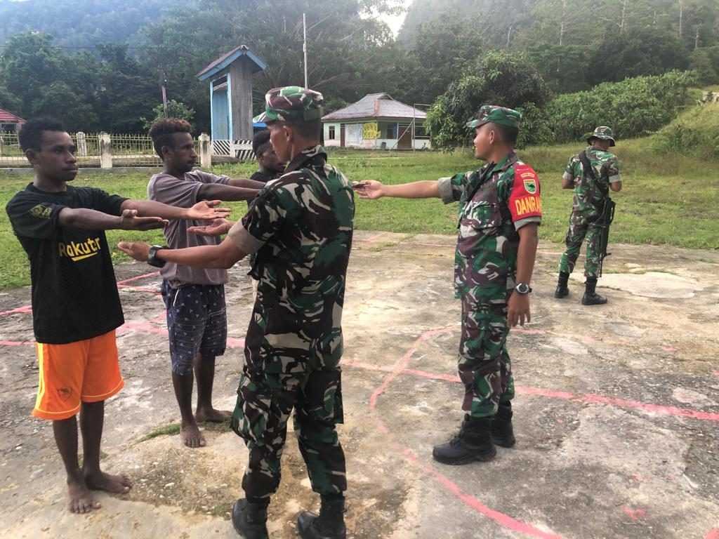 Pemuda Papua Barat: Saya Bercita-cita Jadi Prajurit TNI AD seperti Bapak Babinsa
