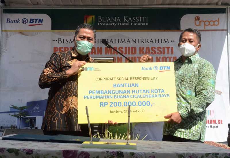 Penanaman Pohon Program CSR BTN