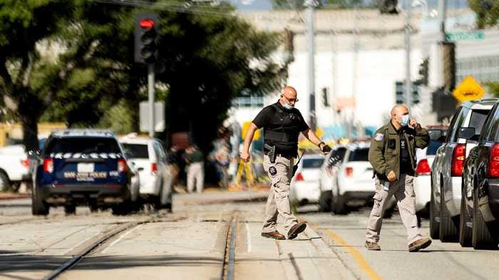 Penembak di California Tewaskan 9 Orang Sebelum Bunuh Diri