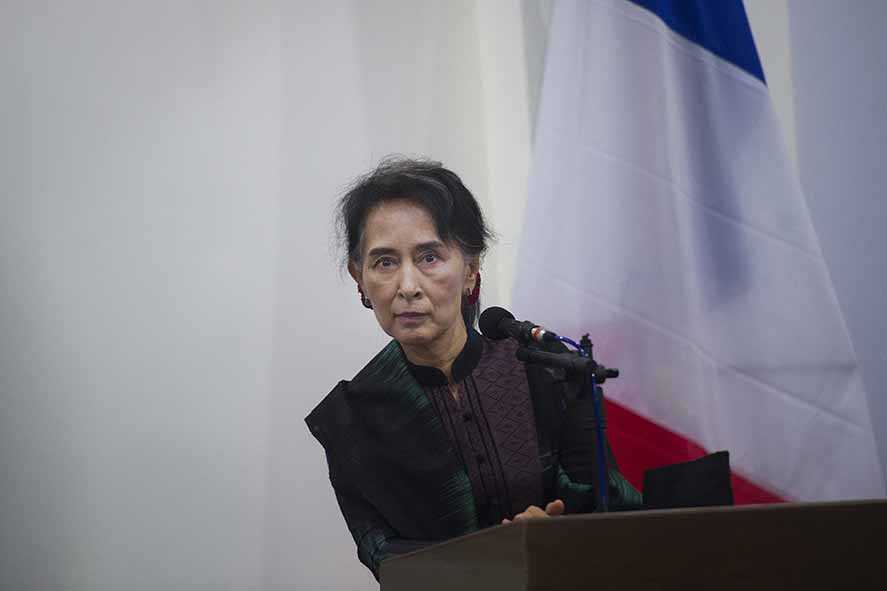 Pengadilan Junta Tambah Masa Hukuman Suu Kyi