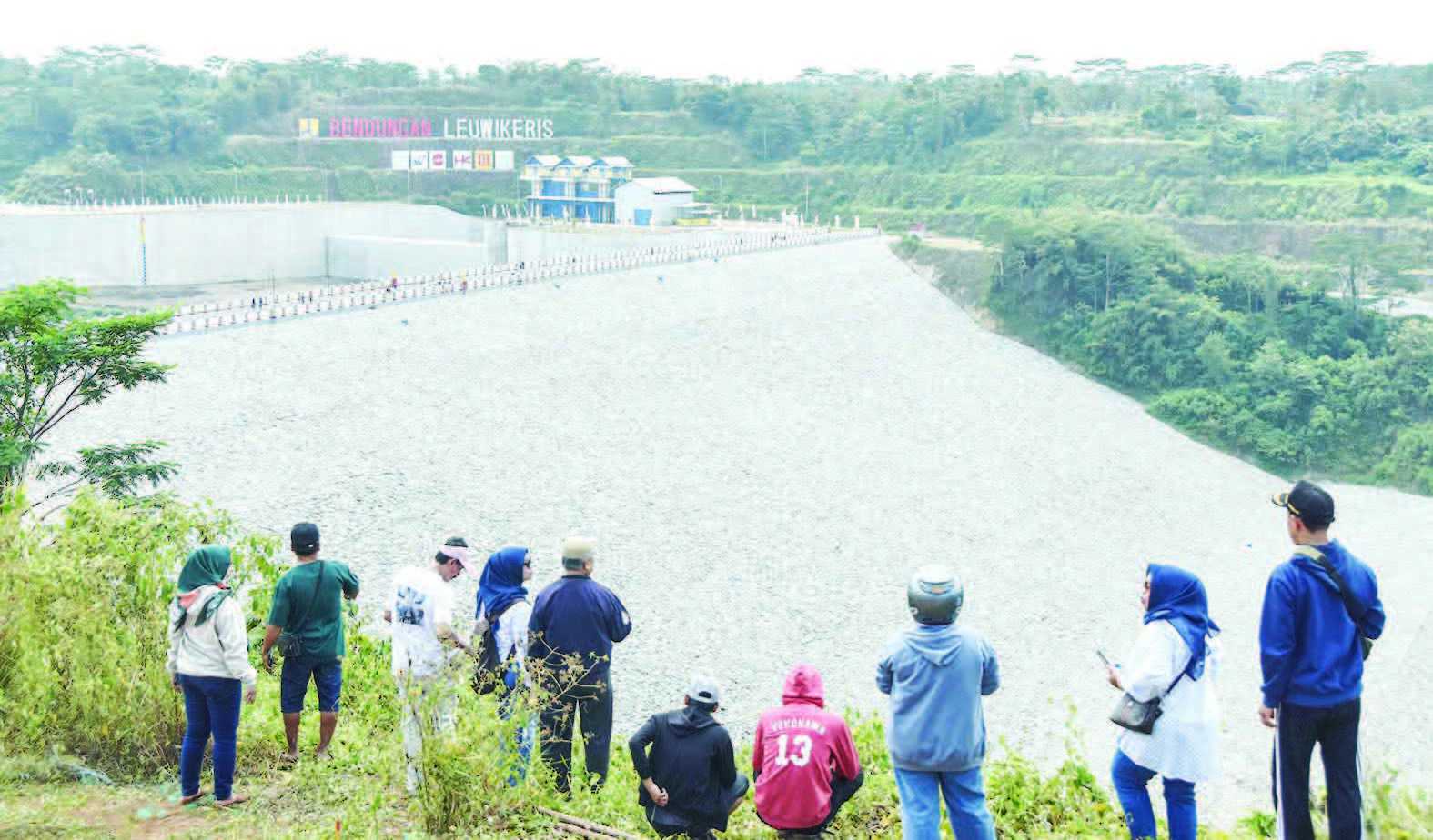 PENGGENANGAN AWAL BENDUNGAN LEUWIKERIS DI TASIKMALAYA