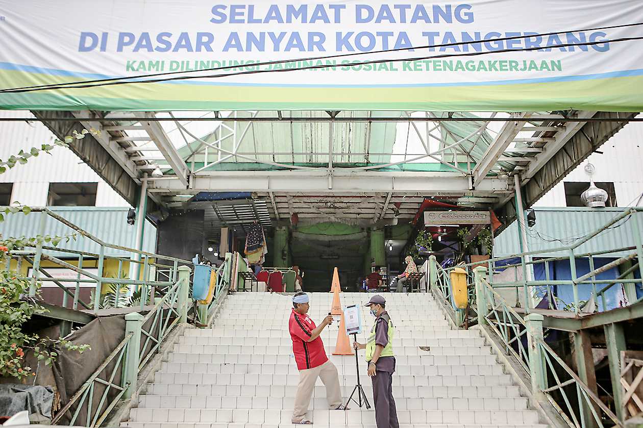 Penggunaan Peduli Lindungi di Pasar