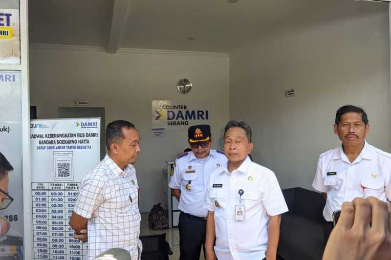Penjabat Wali Kota Serang Ingatkan Damri Membuka Loket di dalam Terminal