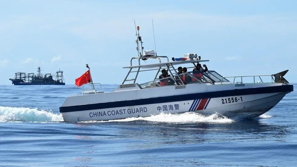 Penjaga Pantai Tiongkok Cegat Kapal Wisata Taiwan di Tengah Laut