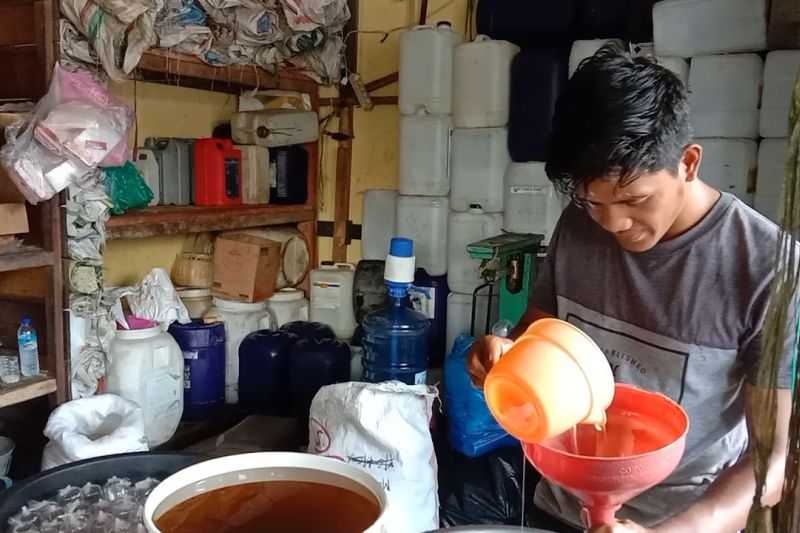 Penuhi Kebutuhan Masyarakat, 2.500 Ton Minyak Goreng Curah Tiba di Mataram