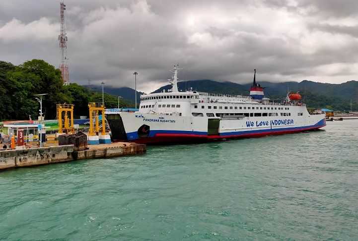 Penumpang Kapal Perlu Waspadai Cuaca Ekstrem