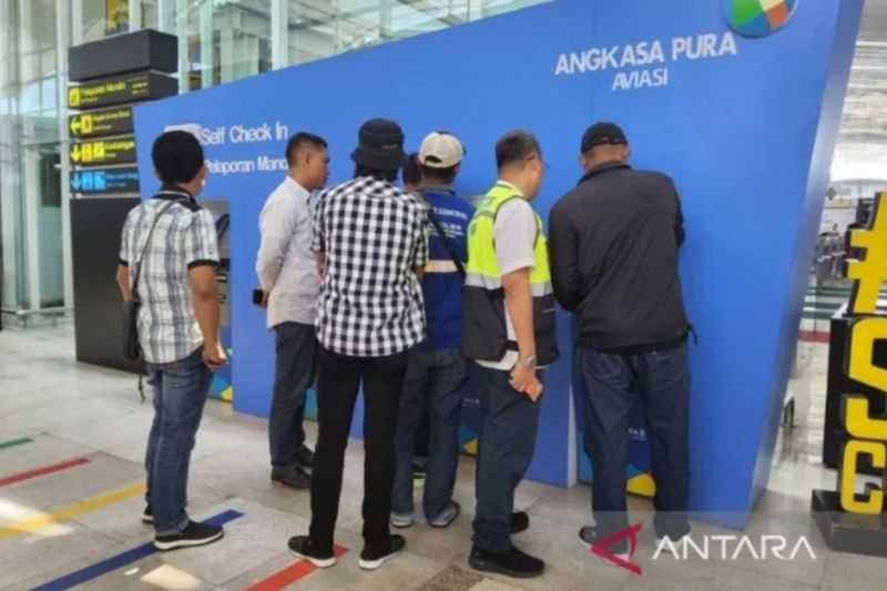 Penumpang Pesawat Arus Balik di Kualanamu Diminta Manfaatkan Mesin Check In Mandiri